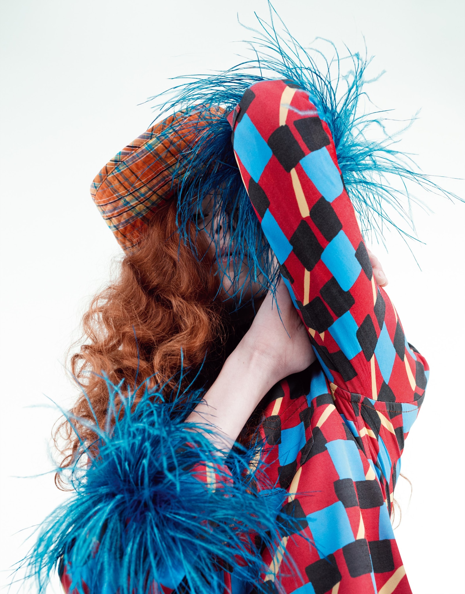 AN32_COV1_M1_Prada_04