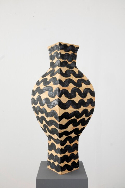 vase
